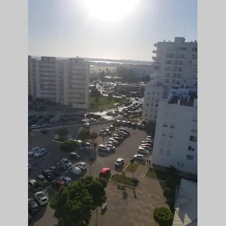 Espacioso Piso En Residencial Con Gran Piscina *